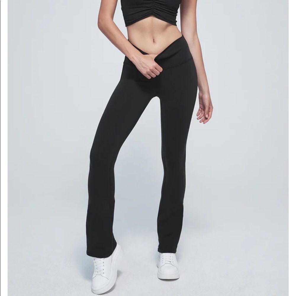 Alo Yoga Airbrush High Waist 7/8 Flare Legging